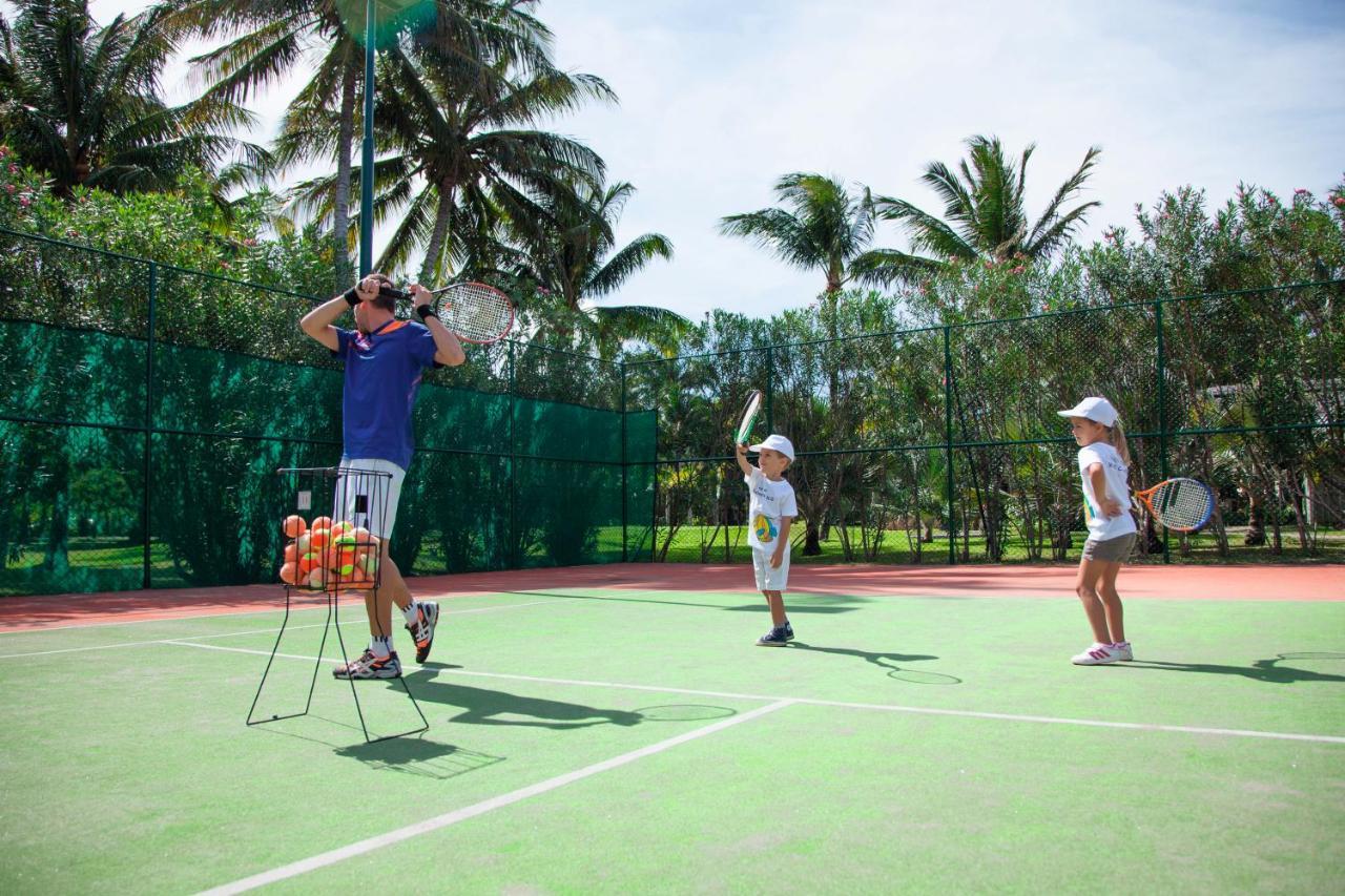 Constance Prince Maurice Poste de Flacq Εξωτερικό φωτογραφία Tennis at the InterContinental Resort Bali