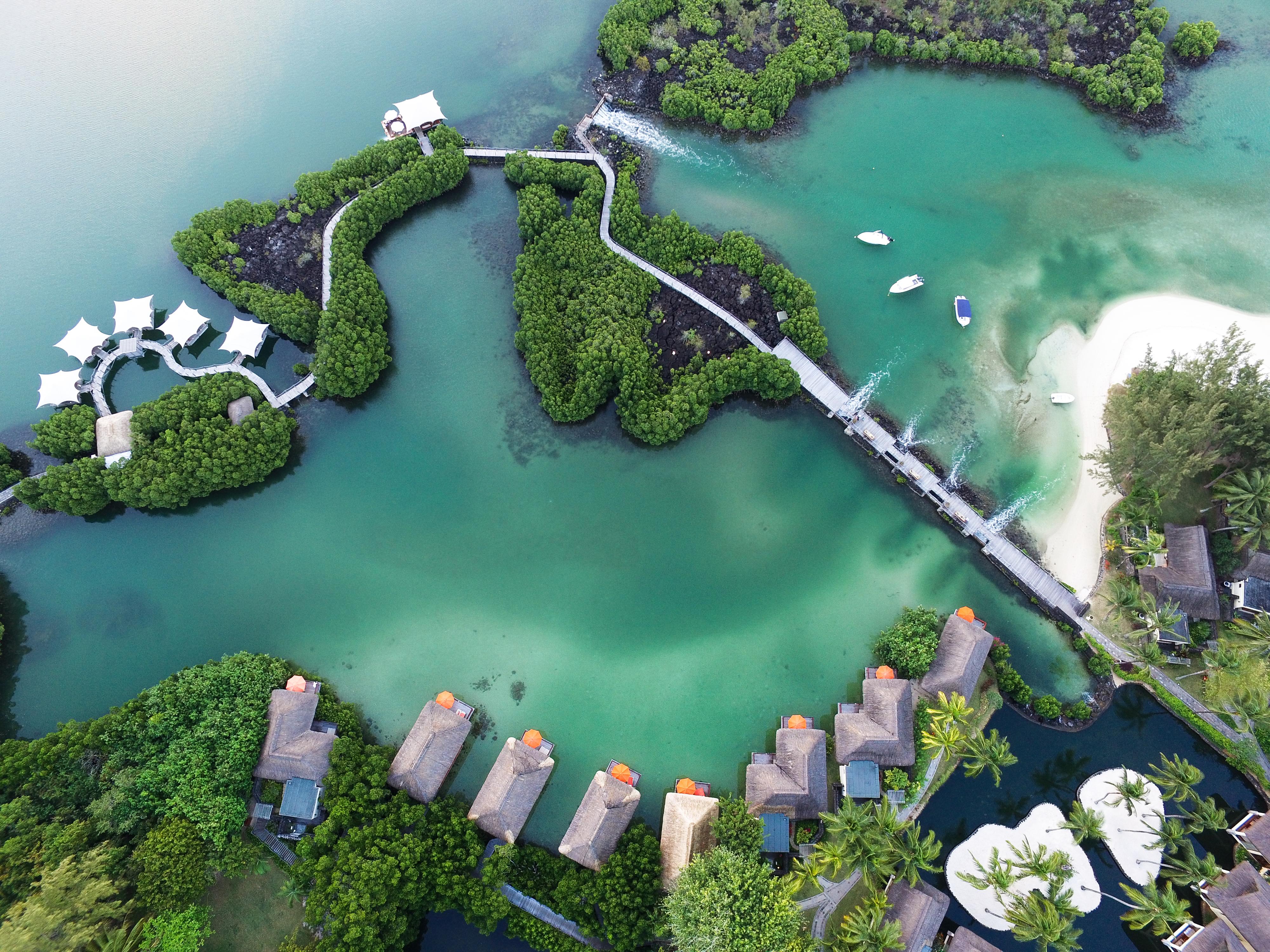 Constance Prince Maurice Poste de Flacq Εξωτερικό φωτογραφία Aerial view of the resort